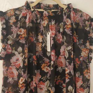 NWT Oliviaceous Floral Sleeveless Tunic Blouse - Size Medium